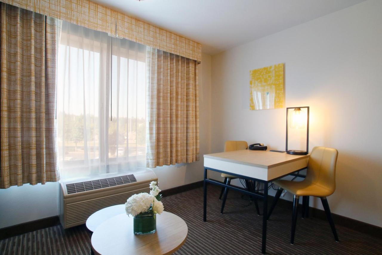 Oxford Suites Spokane Valley Zewnętrze zdjęcie