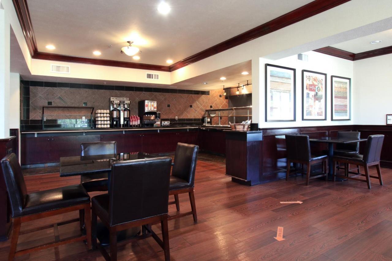 Oxford Suites Spokane Valley Zewnętrze zdjęcie