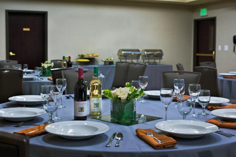 Oxford Suites Spokane Valley Zewnętrze zdjęcie
